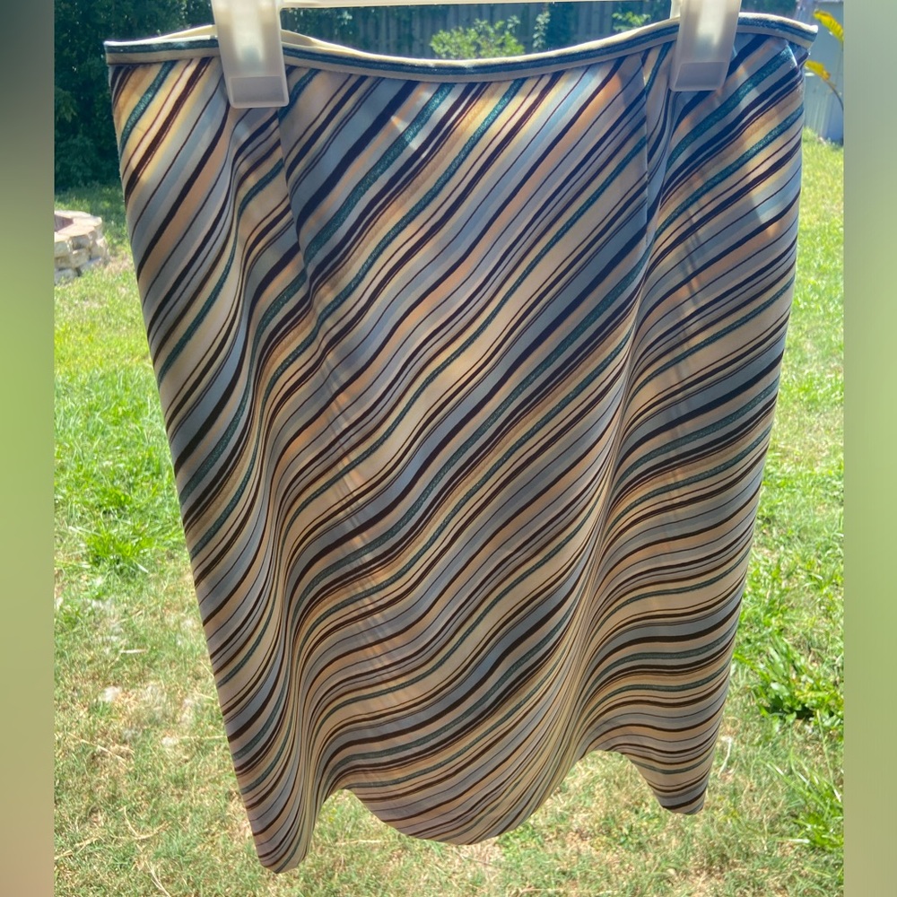 Le Suit skirt size 6P